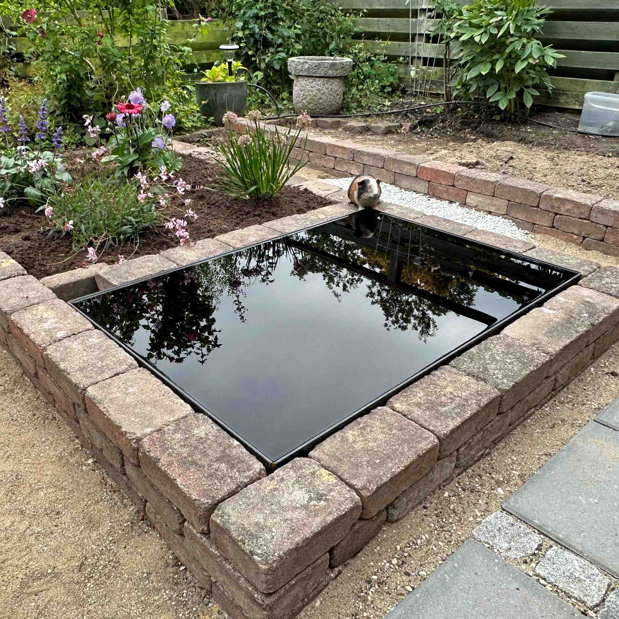 Spejlbassin i 5 Mm Corten Stål Måler 120 x 80 x 10 Cm - Flot Vandspejl til Haven