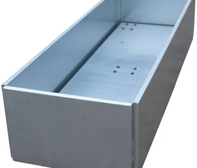 Plantekumme i varmgalvaniseret st&aring;l med skjulte hjul m&aring;ler 120 x 40 x 25 cm