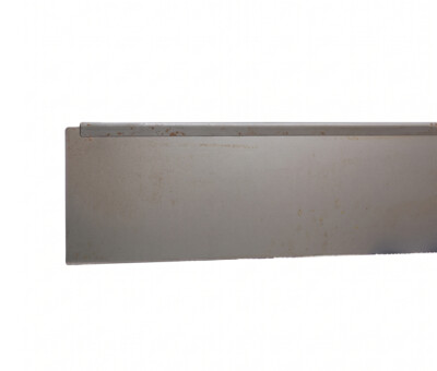 Gr&aelig;skant i 0.8mm varmgalvaniseret plade 10x195cm.